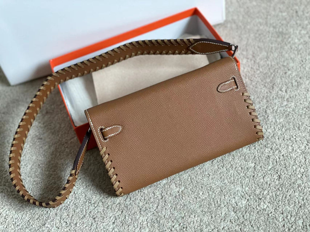 KELLY CLASSIQUE TO GO WALLET 20 IN CHOCOLATE BROWN CALFSKIN WITH SILVER HARDWARE