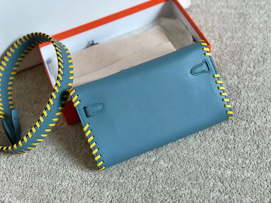 KELLY CLASSIQUE TO GO WALLET 20 IN CERULEAN BLUE CALFSKIN WITH SILVER HARDWARE