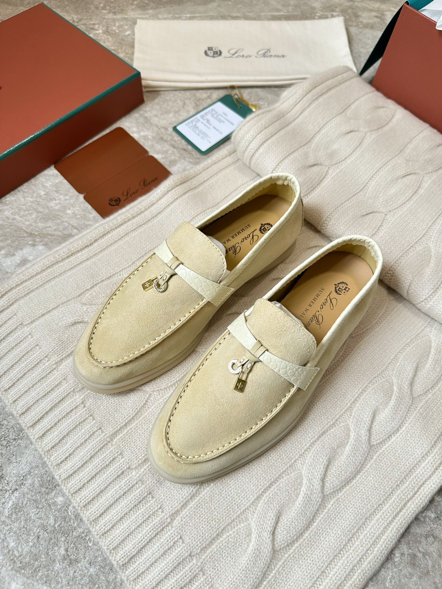 SUMMER WALK LOAFERS BEIGE SUEDE GOLD PADLOCK CHARM