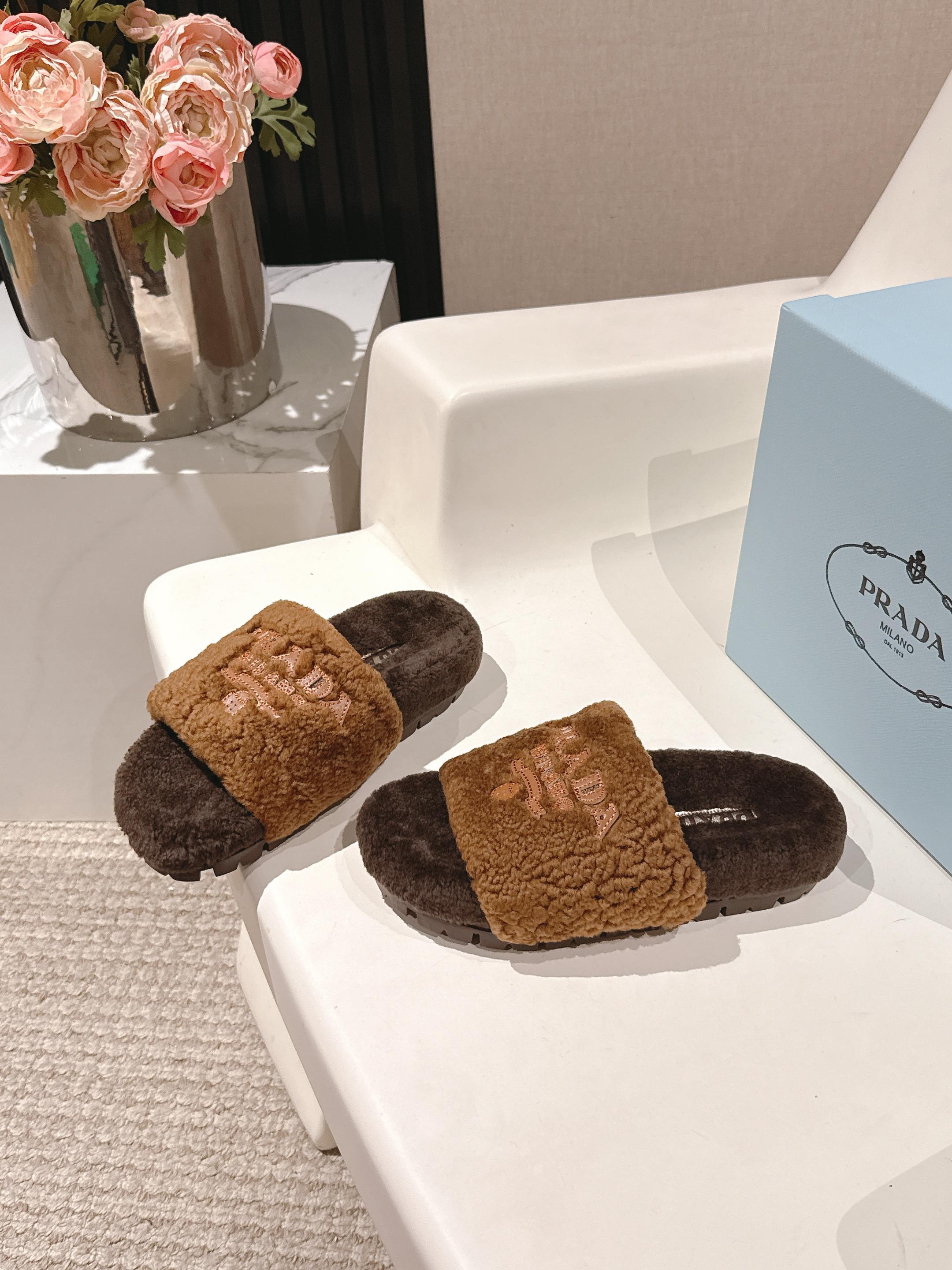 PRADA 25S FLAT MULES IN DARK BROWN RABBIT FUR