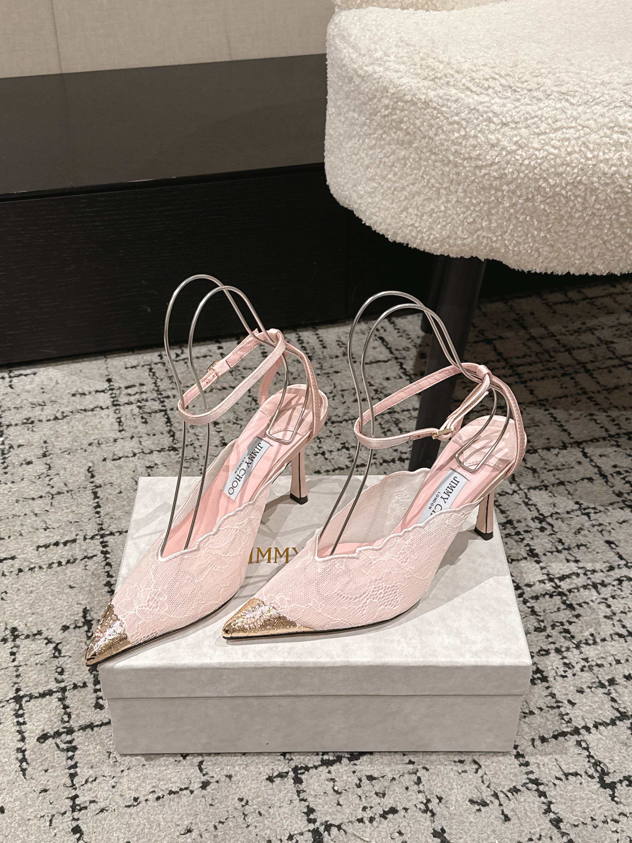JIMMY CHOO 26S SLINGBACK HEELS 95 MM IN LIGHT PINK LACE