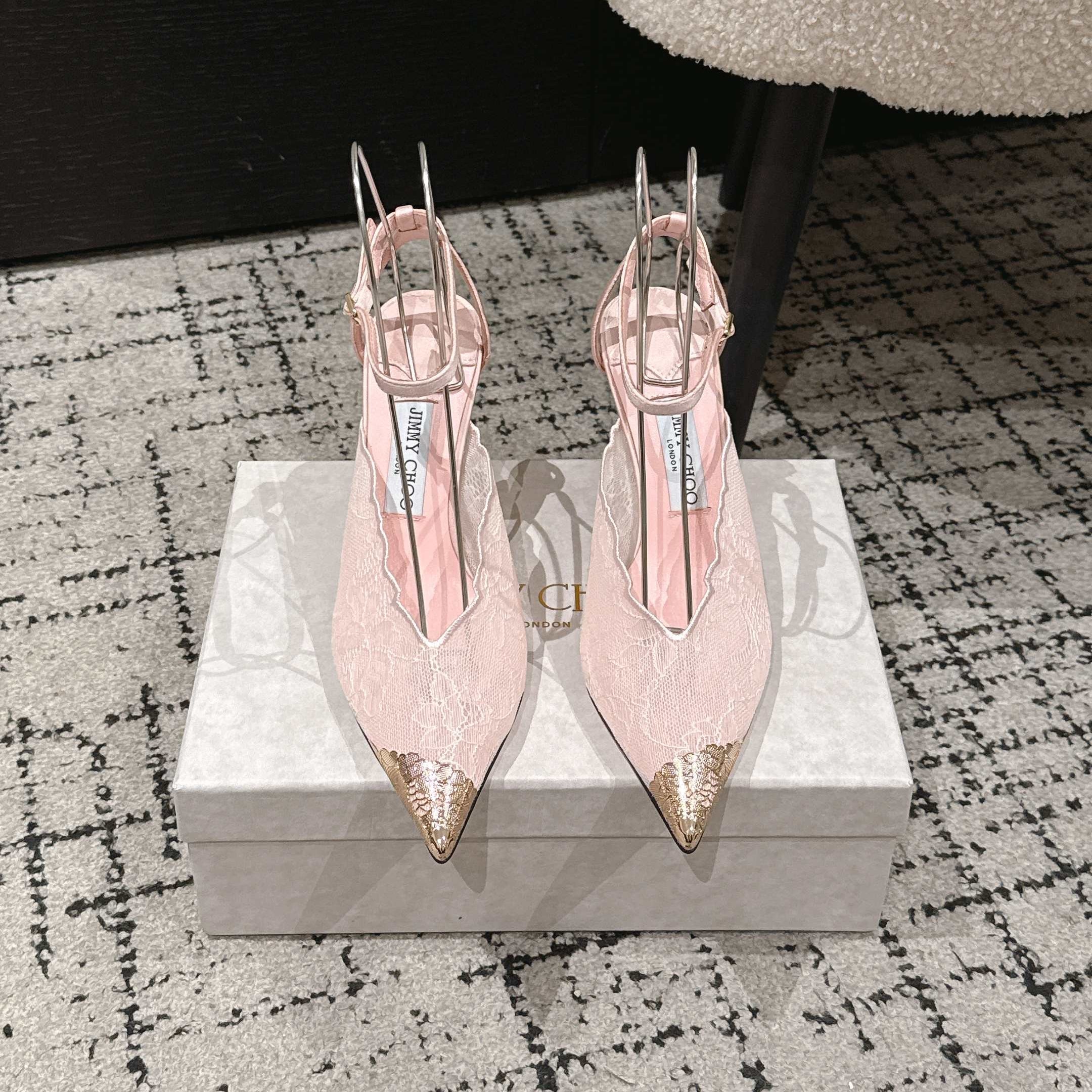 JIMMY CHOO 26S SLINGBACK HEELS 95 MM IN LIGHT PINK LACE