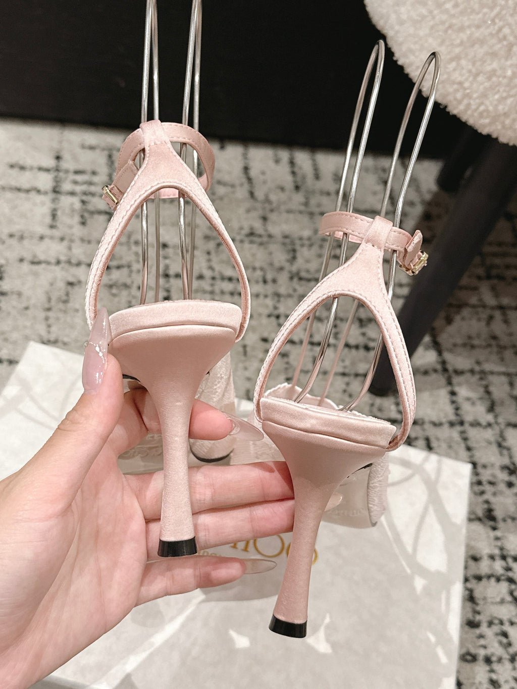 JIMMY CHOO 26S SLINGBACK HEELS 95 MM IN LIGHT PINK LACE
