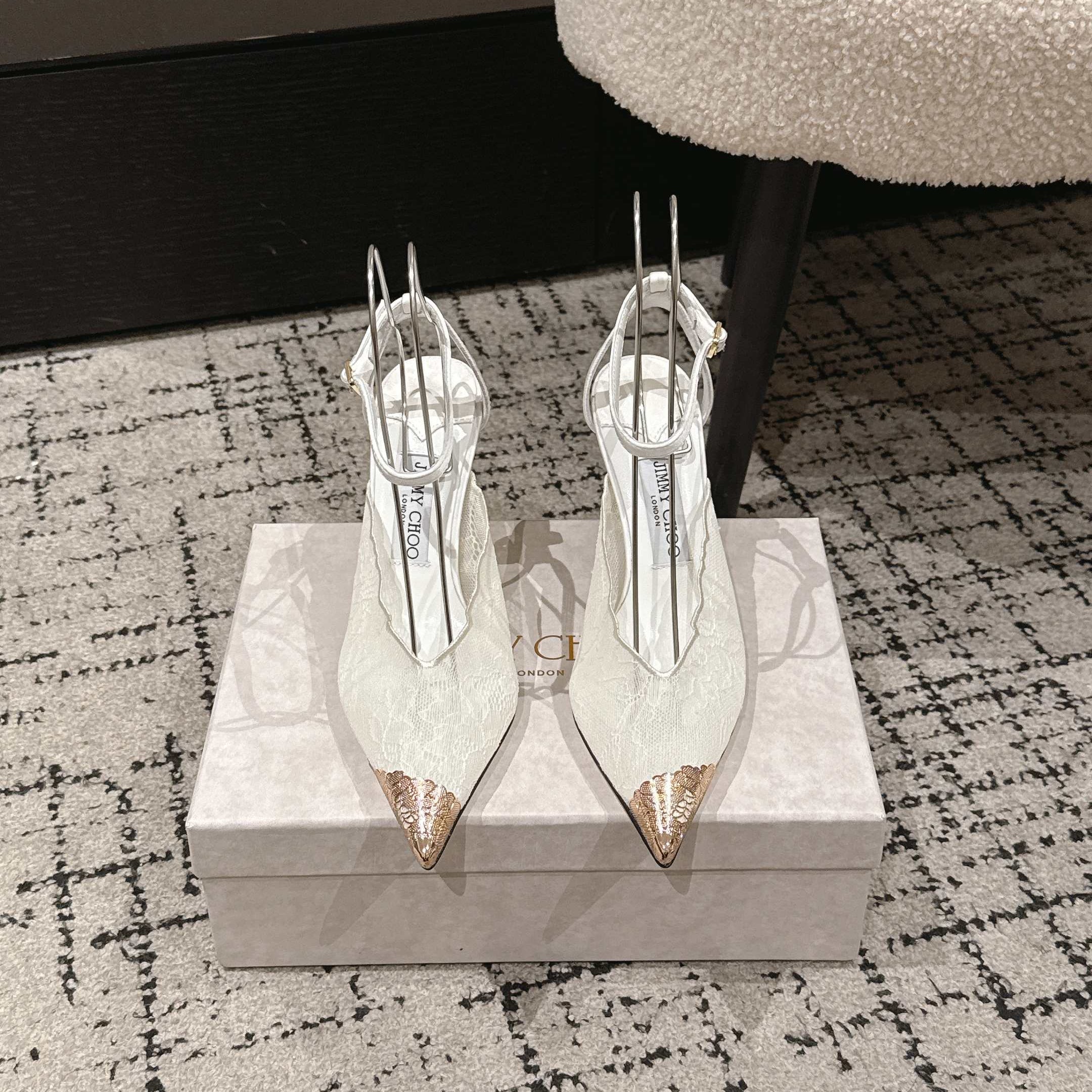 JIMMY CHOO 26S SLINGBACK HEELS 95 MM IN WHITE LACE