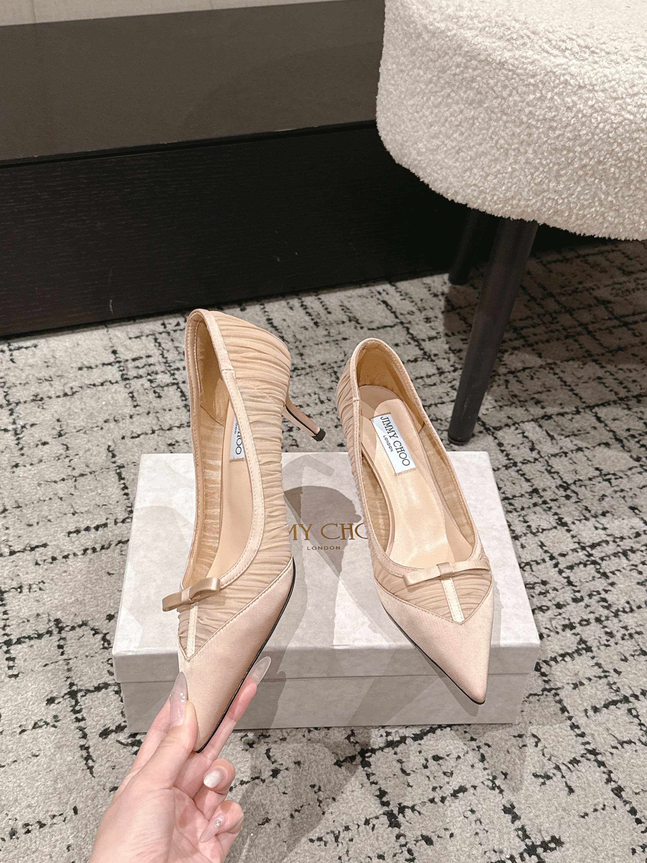 JIMMY CHOO 26S POINTED-TOE HIGH HEELS 65 MM IN LIGHT NUDE PINK FABRIC
