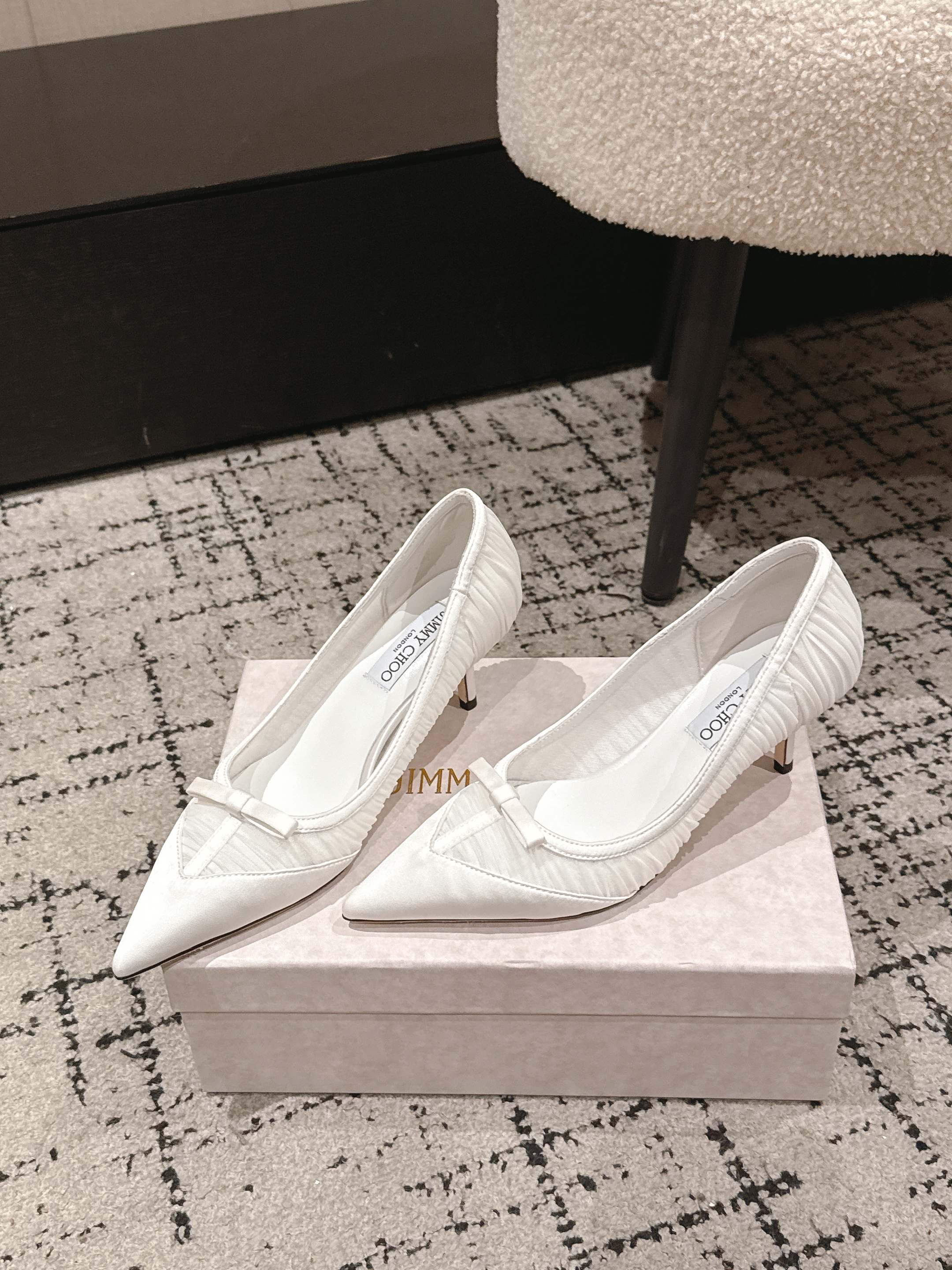 JIMMY CHOO 26S POINTED-TOE HIGH HEELS 65 MM IN WHITE FABRIC