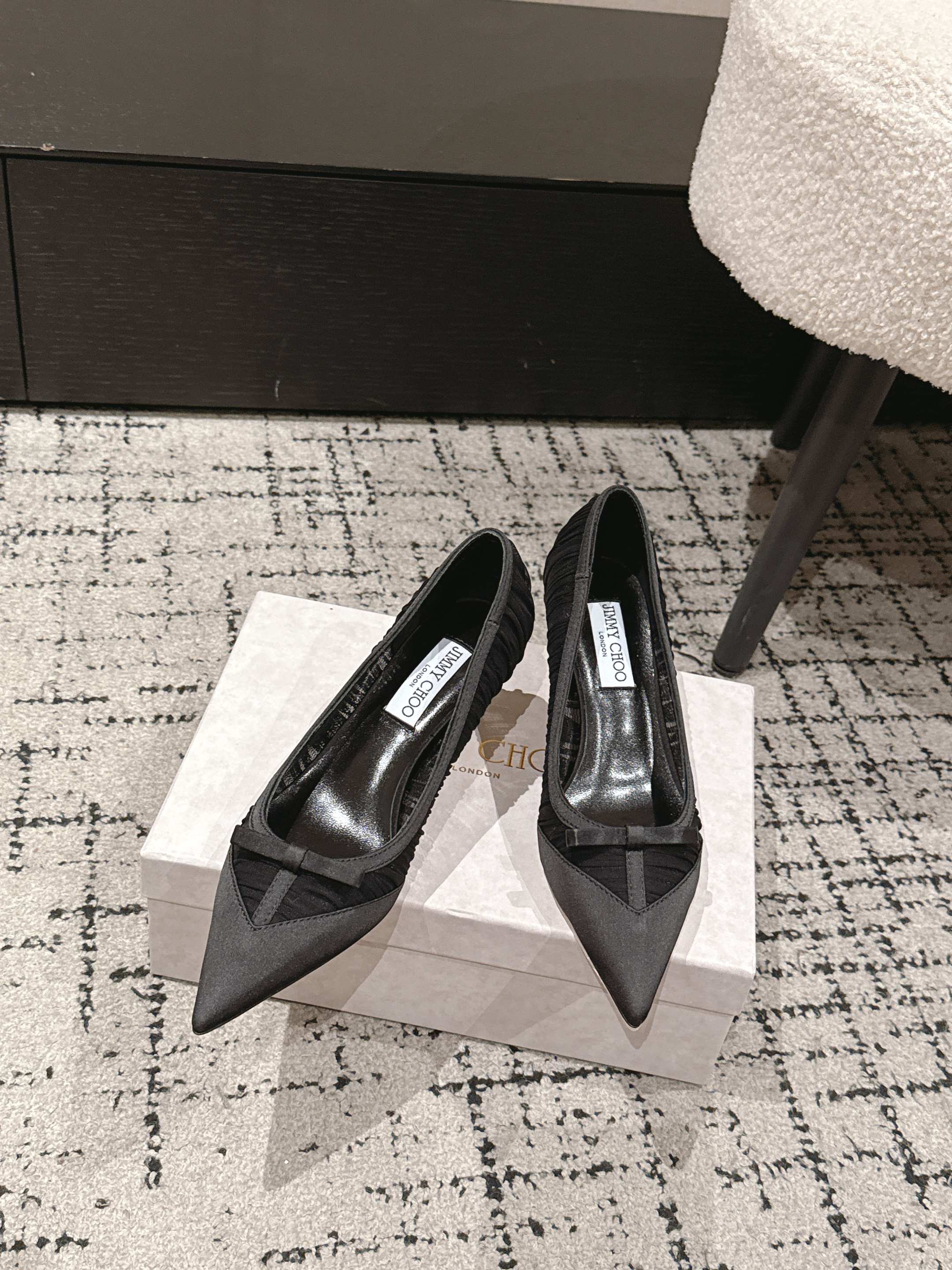 JIMMY CHOO 26S POINTED-TOE HIGH HEELS 65 MM IN BLACK FABRIC