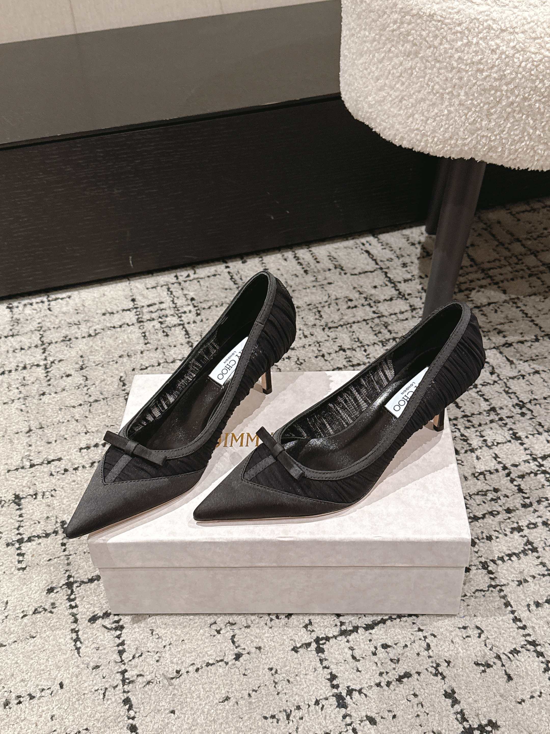 JIMMY CHOO 26S POINTED-TOE HIGH HEELS 65 MM IN BLACK FABRIC