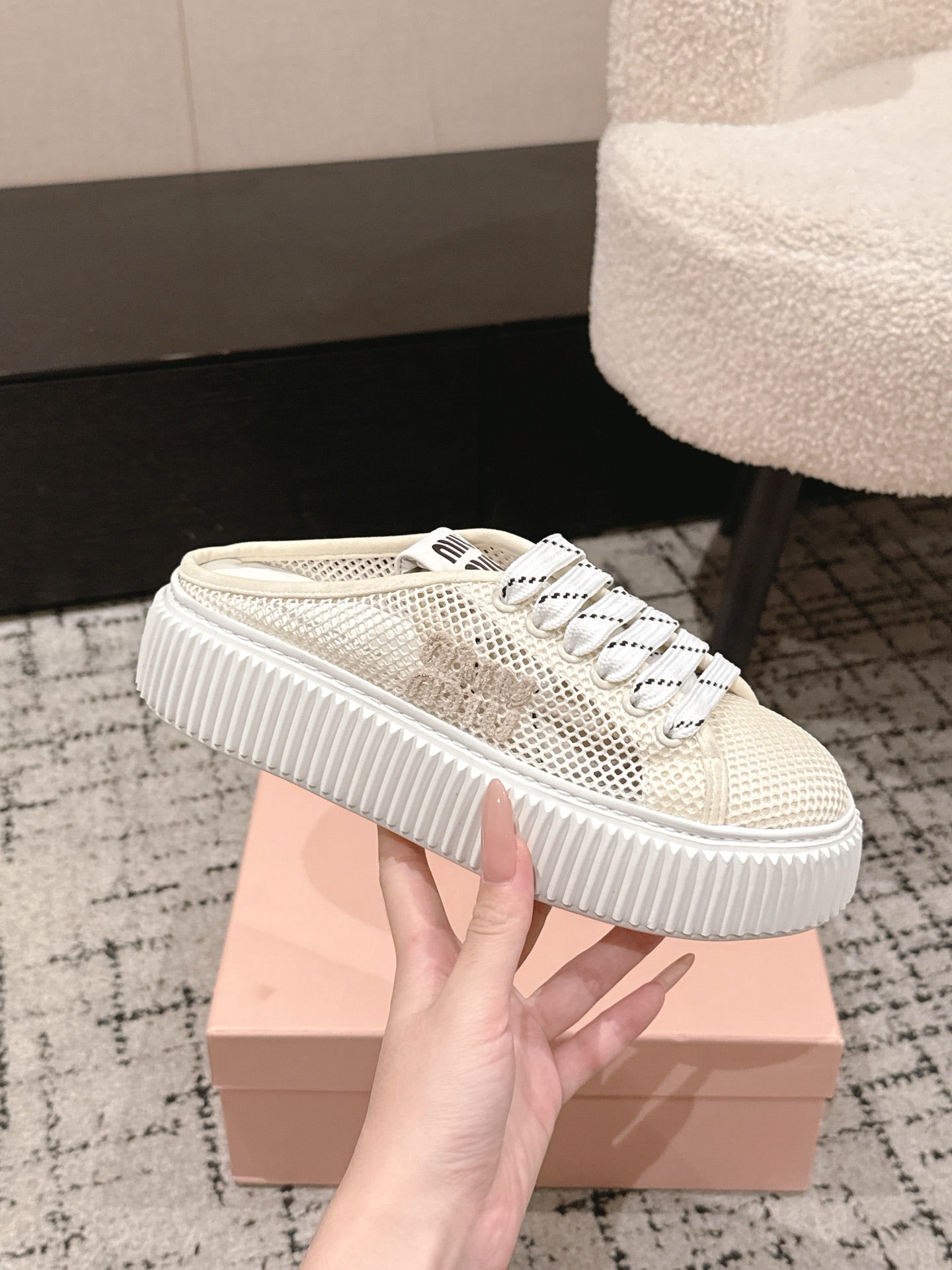 MIUMIU 26S SNEAKER MULES 45MM IN LIGHT BEIGE MESH