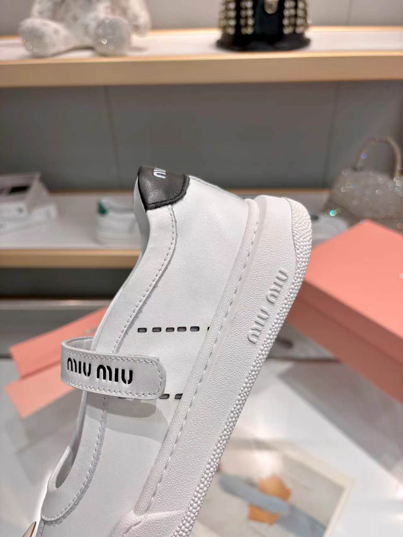 MIUMIU 26S MARY JANE BALLERINAS IN WHITE AND BLACK CALFSKIN