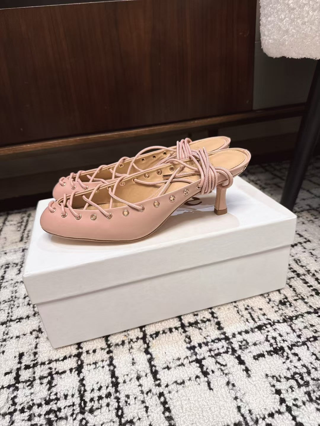 CHLOÉ 26S LACE-UP HEELS 60 MM IN NUDE PINK CALFSKIN