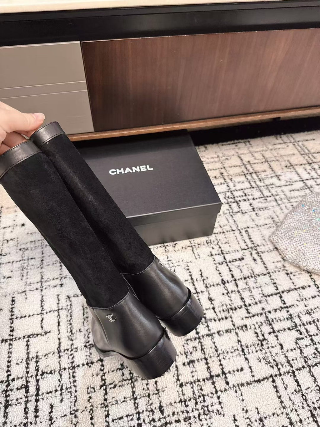 CC BOOTS IN BLACK SUEDE AND CALFSKIN 393518