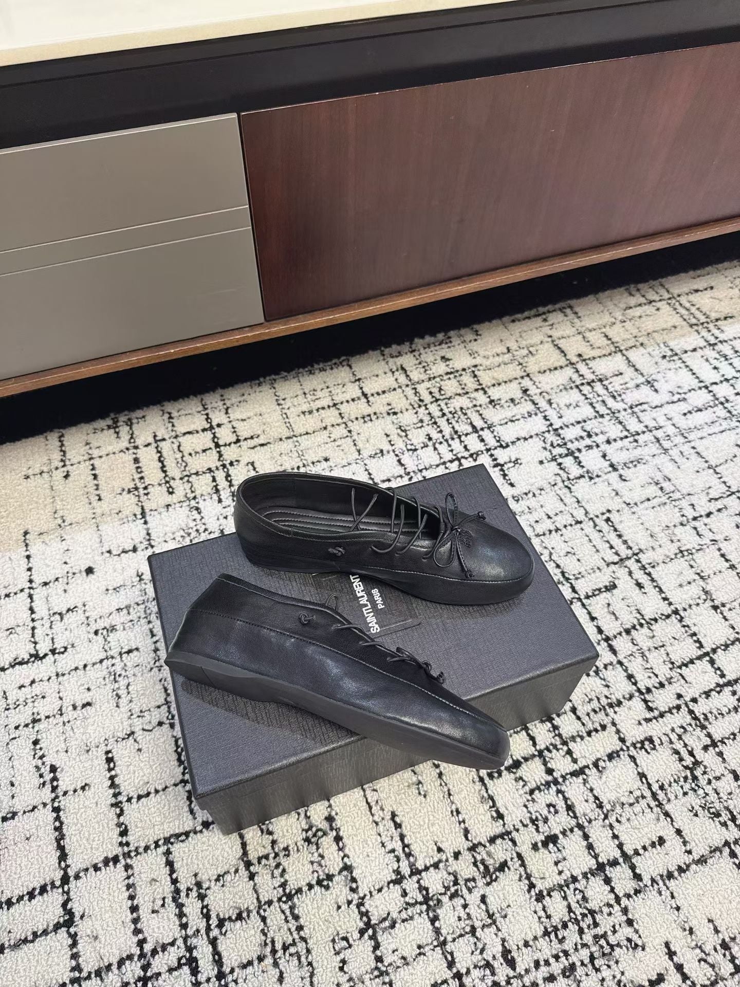 MIUMIU 26S LACE UP BOW LOAFERS IN BLACK CALFSKIN