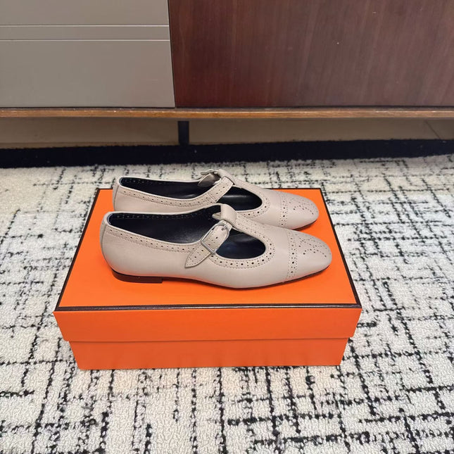 HM 26S PERFORATED BALLET FLATS IN BEIGE CALFSKIN