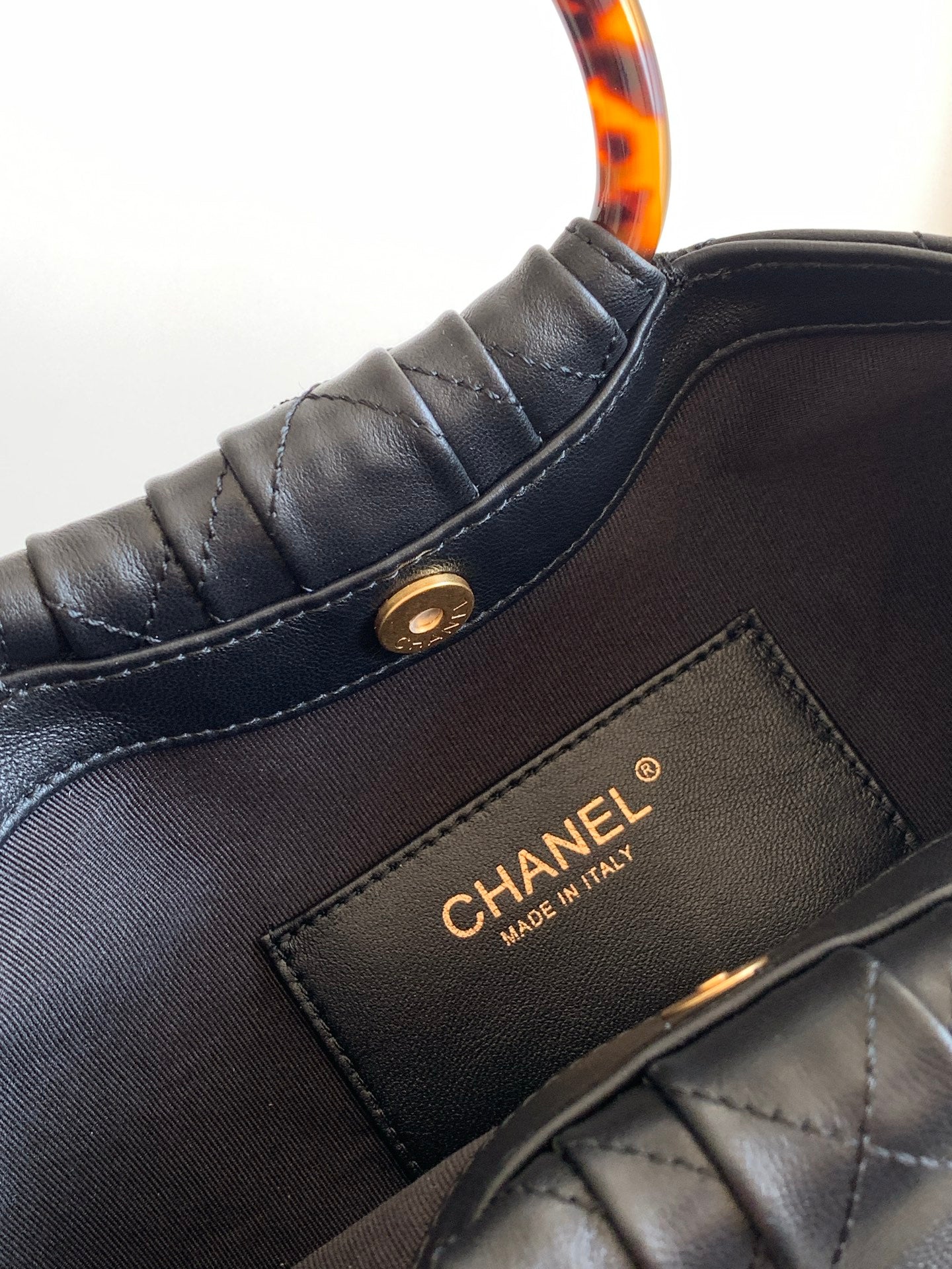 CHANEL 26S HAND BAG LARGE 32 IN PINK SUEDE GOLD HARDWARE