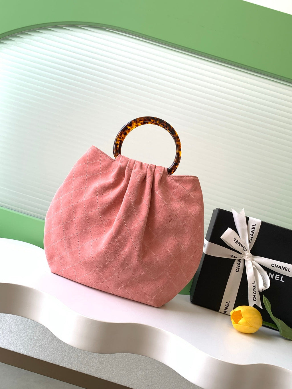 CHANEL 26S HAND BAG LARGE 32 IN PINK SUEDE GOLD HARDWARE