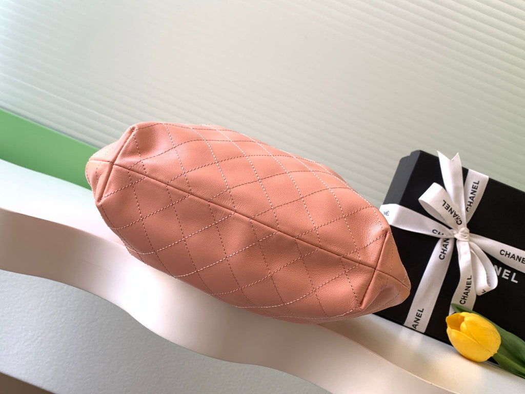 CHANEL 26S HAND BAG 32 IN PINK LAMBSKIN GOLD HARDWARE