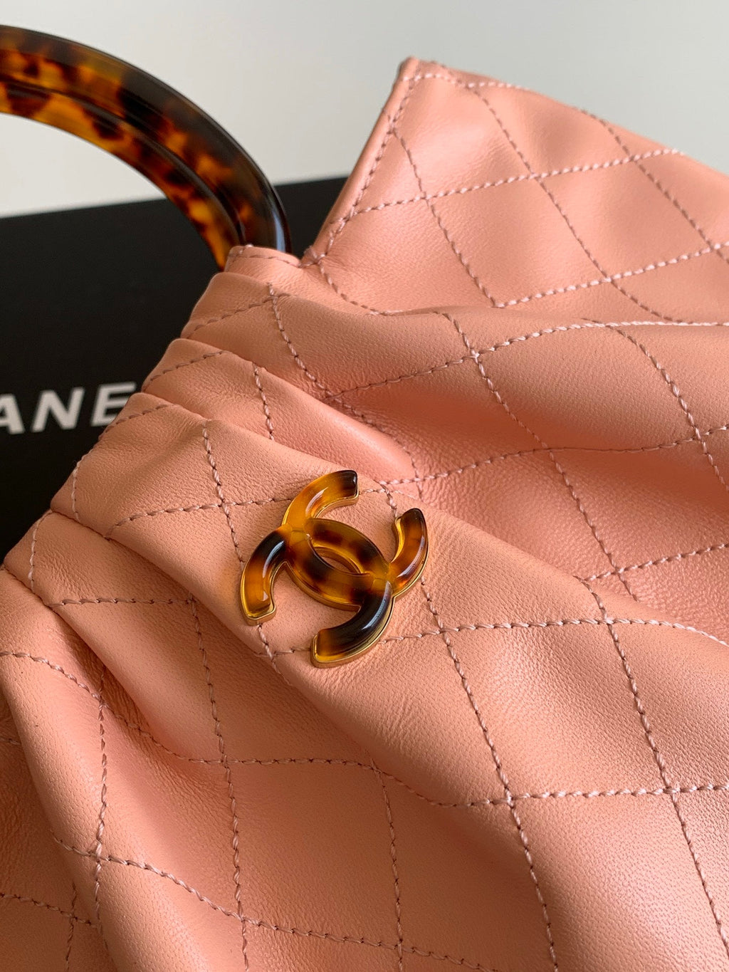 CHANEL 26S HAND BAG 32 IN PINK LAMBSKIN GOLD HARDWARE