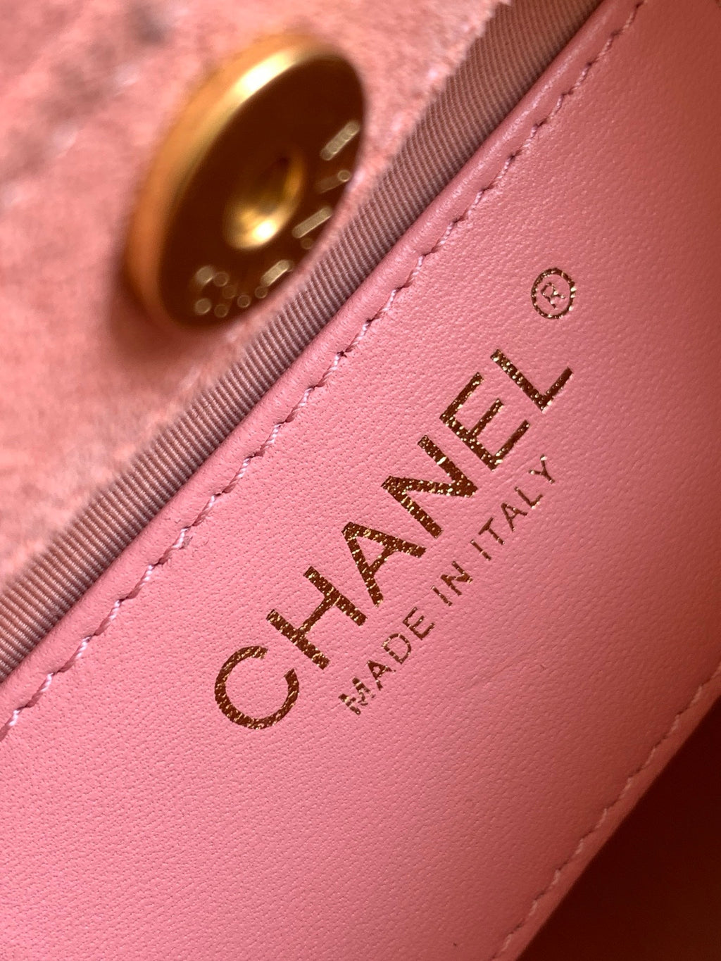 CHANEL 26S HAND BAG MEDIUM 24 IN PINK SUEDE GOLD HARDWARE