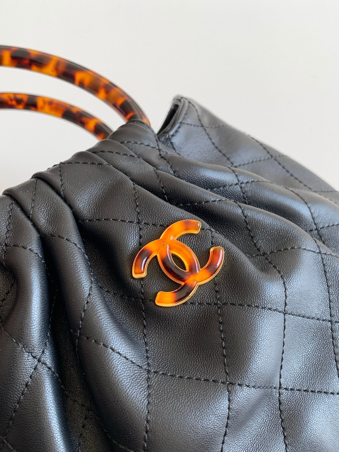 CHANEL 26S HAND BAG LARGE 32 IN BLACK LAMBSKIN GOLD HARDWARE