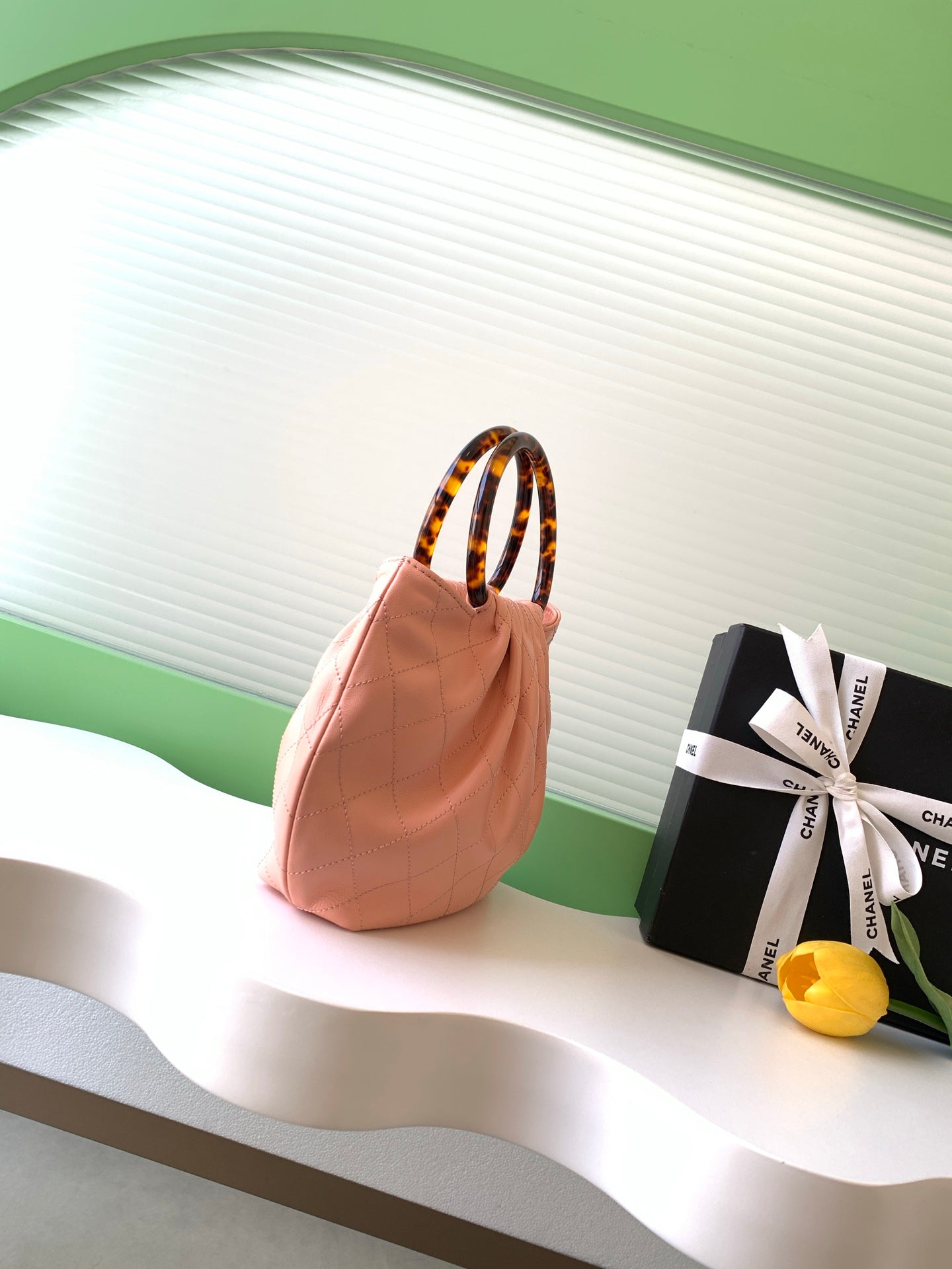 CHANEL 26S HAND BAG MEDIUM 24 IN PINK LAMBSKIN GOLD HARDWARE