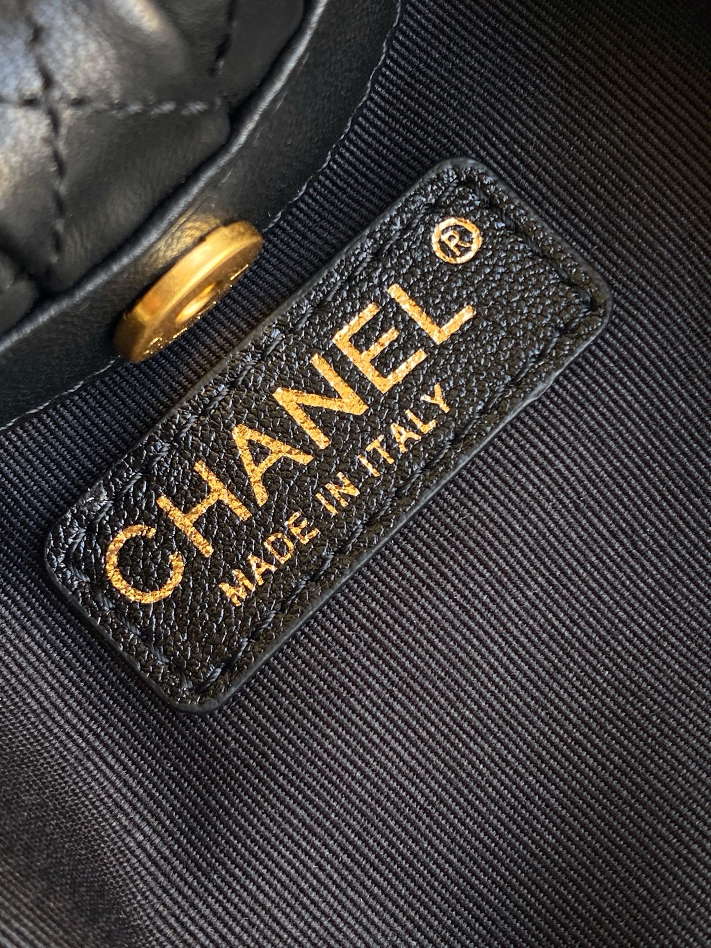 CHANEL 26S HAND BAG 12 IN BLACK LAMBSKIN GOLD HARDWARE