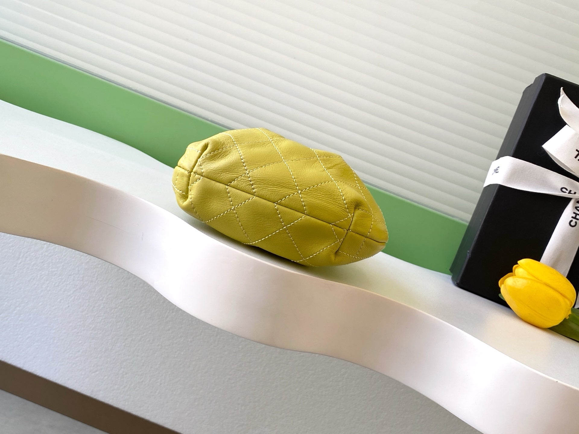 CHANEL 26S HAND BAG 12 IN LIME YELLOW LAMBSKIN GOLD HARDWARE