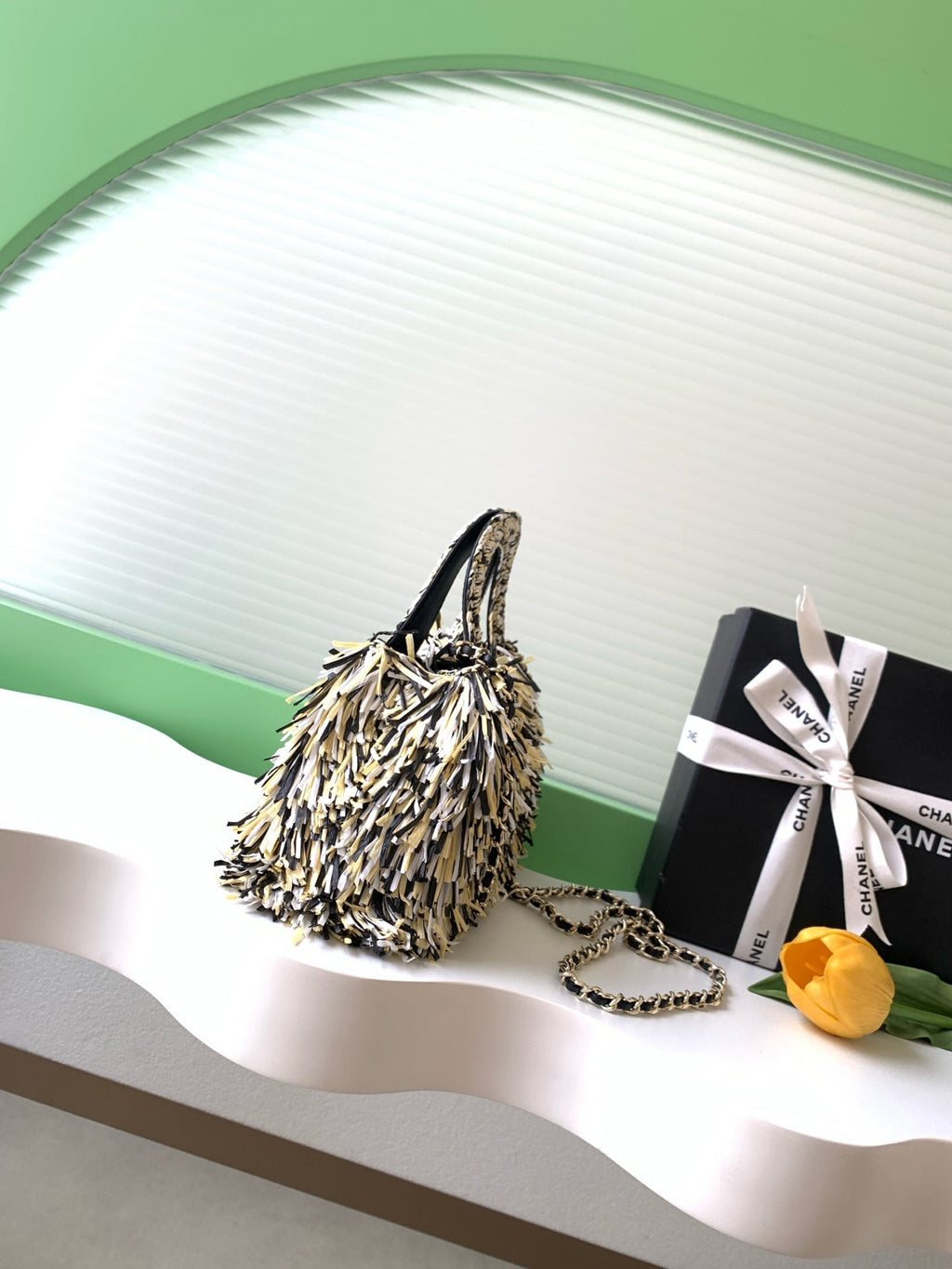 CHANEL 26S SMALL FRINGE KELLY 19 IN BLACK AND IVORY RAFFIA WOOD