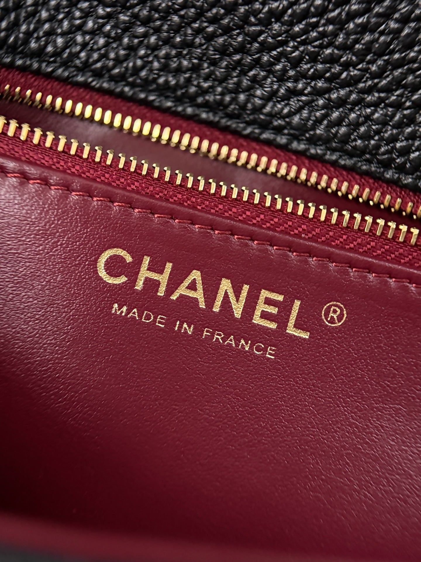 CHANEL 26S WALLET ON CHAIN 22 IN BLACK GRAINED CALFSKIN GOLD HARDWARE