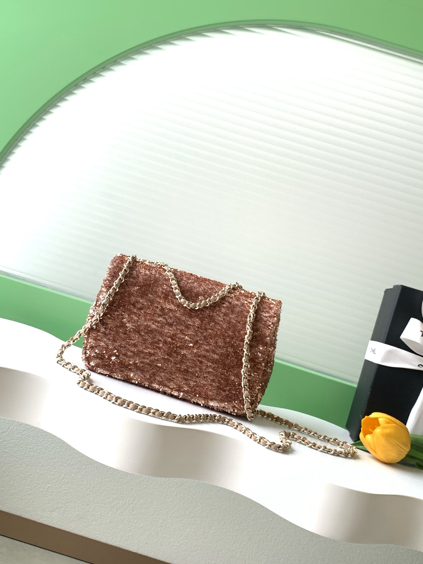 CHANEL 26S SEQUINS FLAP BAG 21 IN BROWN TWEED AND CALFSKIN GOLD HARDWARE