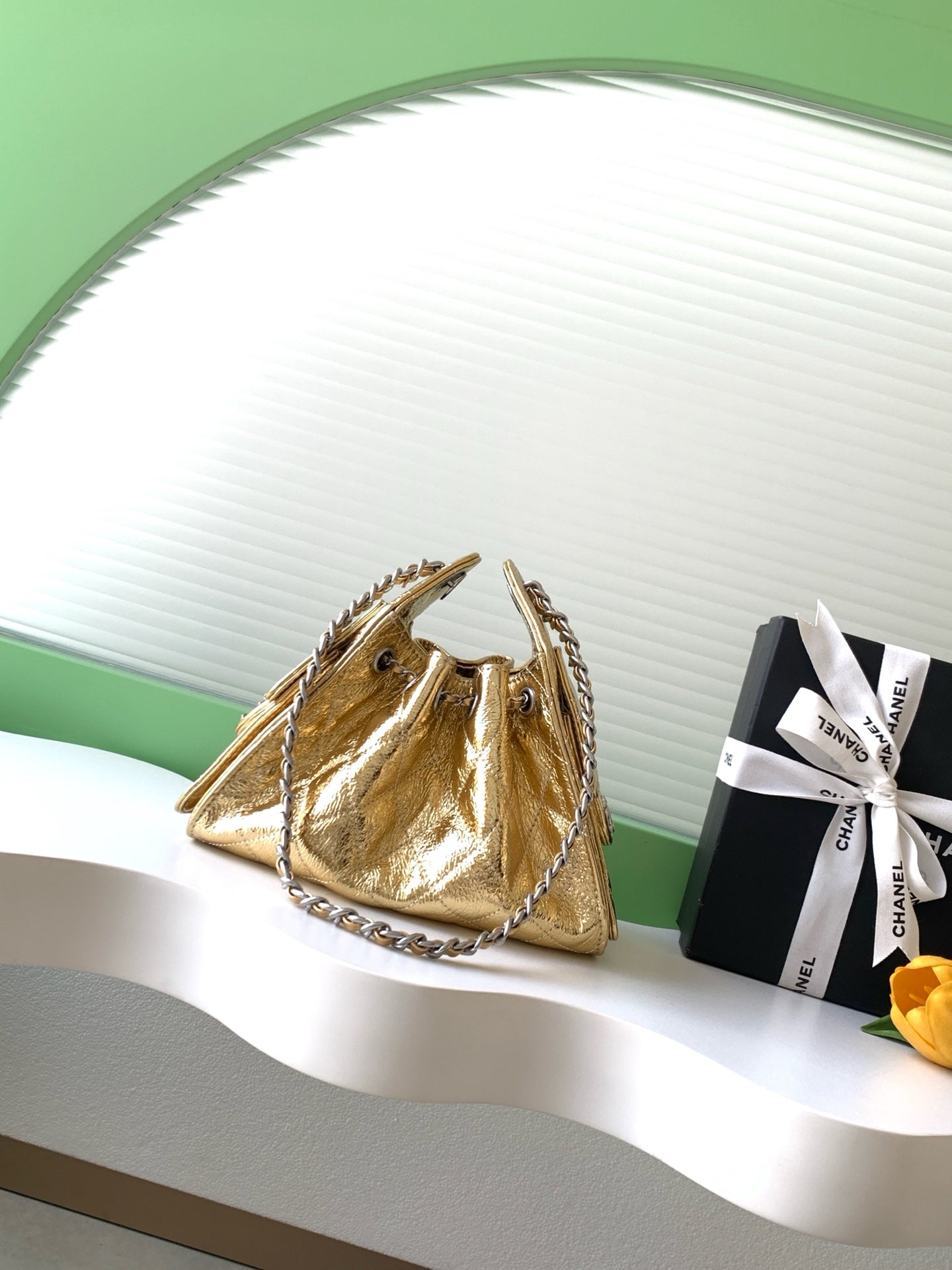 CHANEL 26S HOBO BAG 22 IN GOLD METALLIC CRINKLED CALFSKIN SILVER HARDWARE