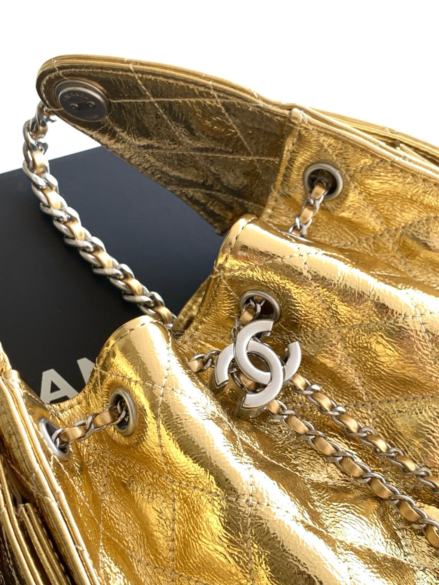 CHANEL 26S HOBO BAG 30 IN GOLD METALLIC CRINKLED CALFSKIN SILVER HARDWARE