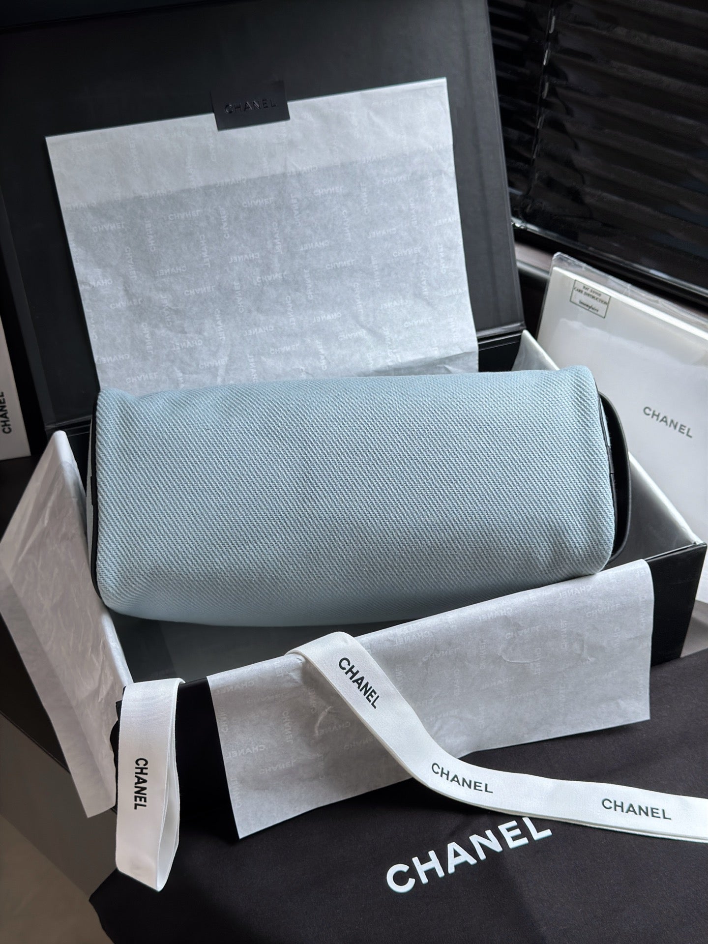 CHANEL 26S LARGE ZIP POUCH BAG 29 IN LIGHT BLUE CANVAS AND CALFSKIN SILVER HARDWARE