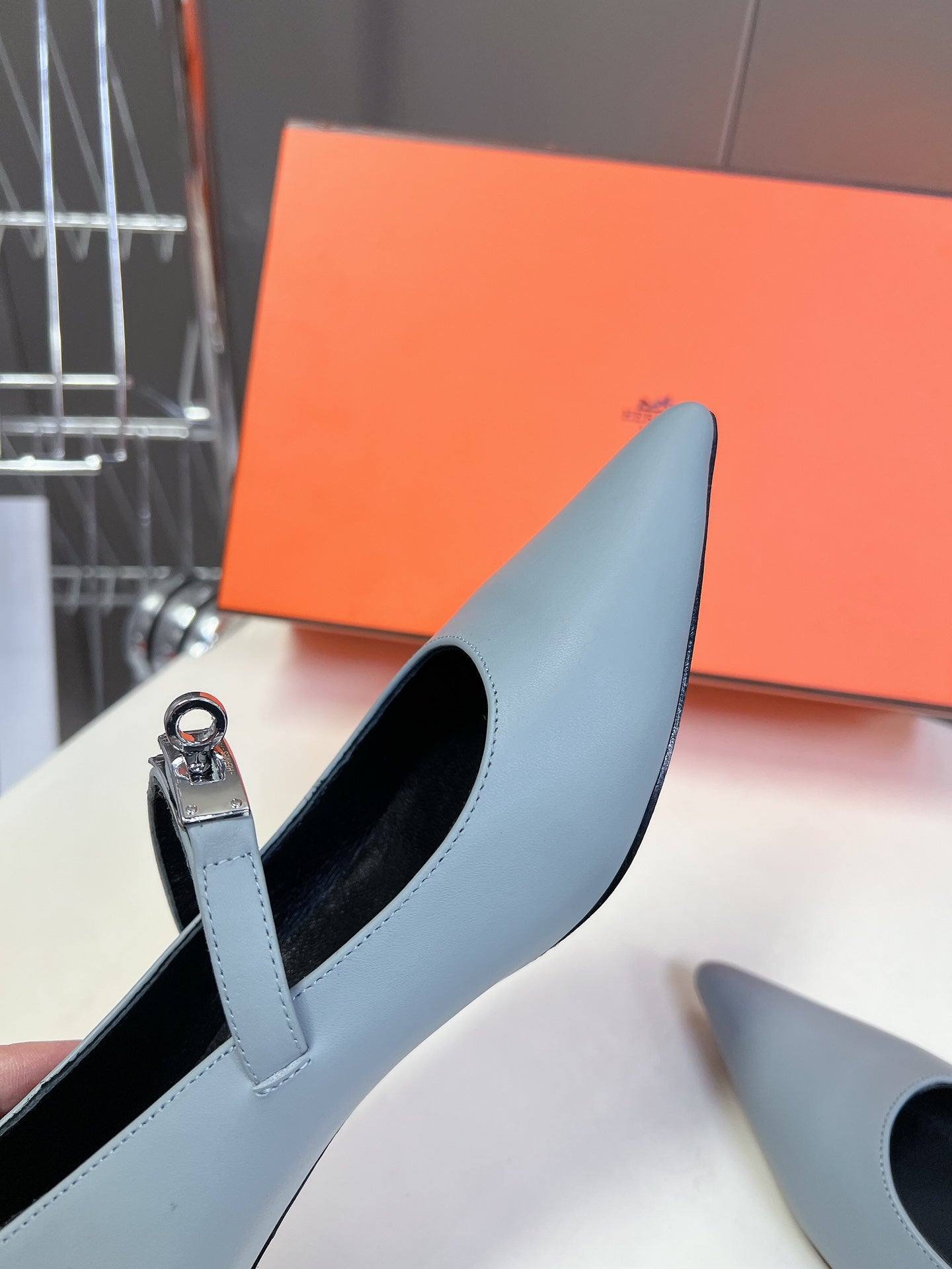 HM 26S MARY JANE POINTED TOE HEELS 40MM IN LIGHT BLUE CALFSKIN KELLY BUCKLE