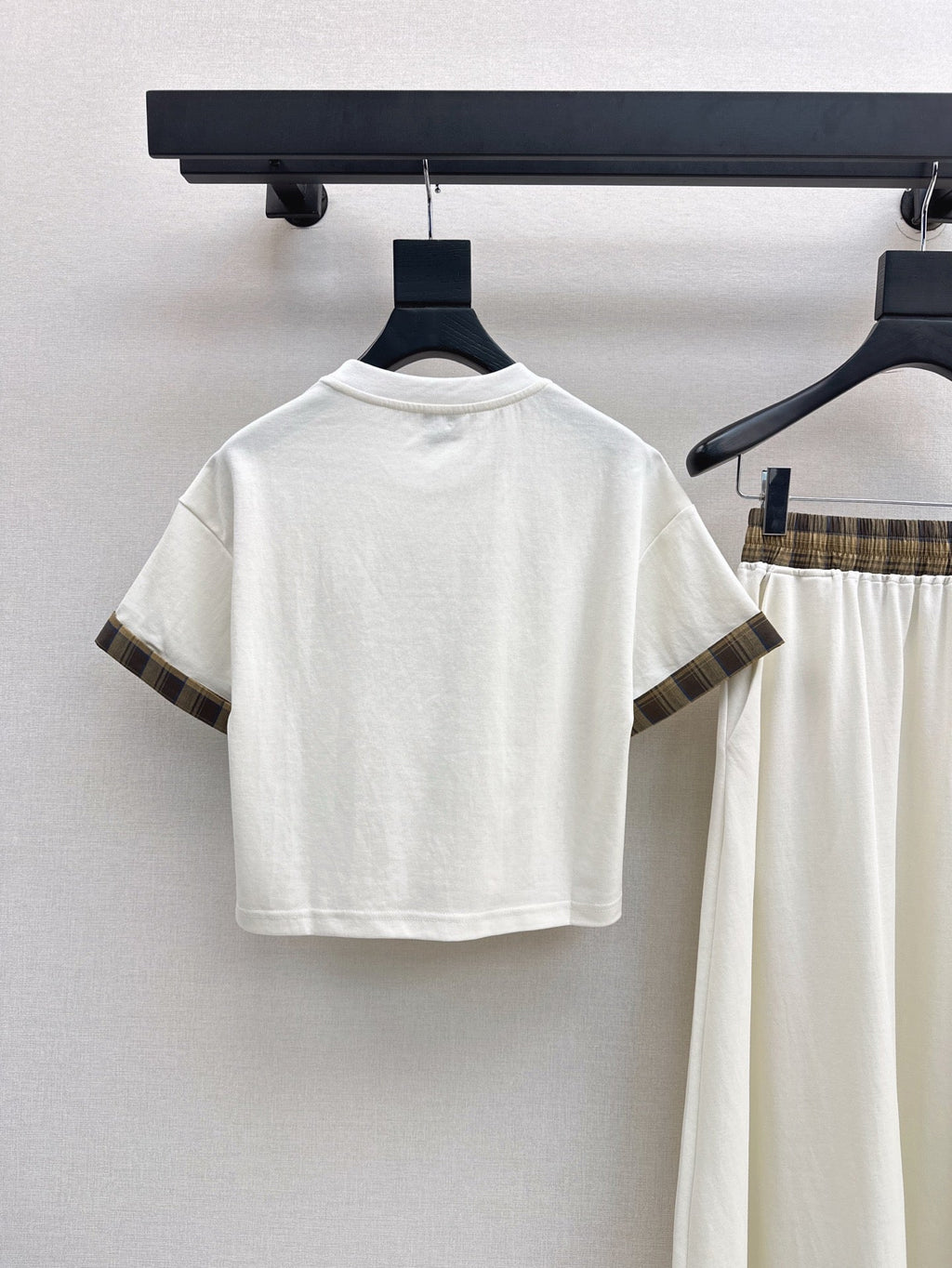BURBERRY 26S TOP AND SKIRT SET 422