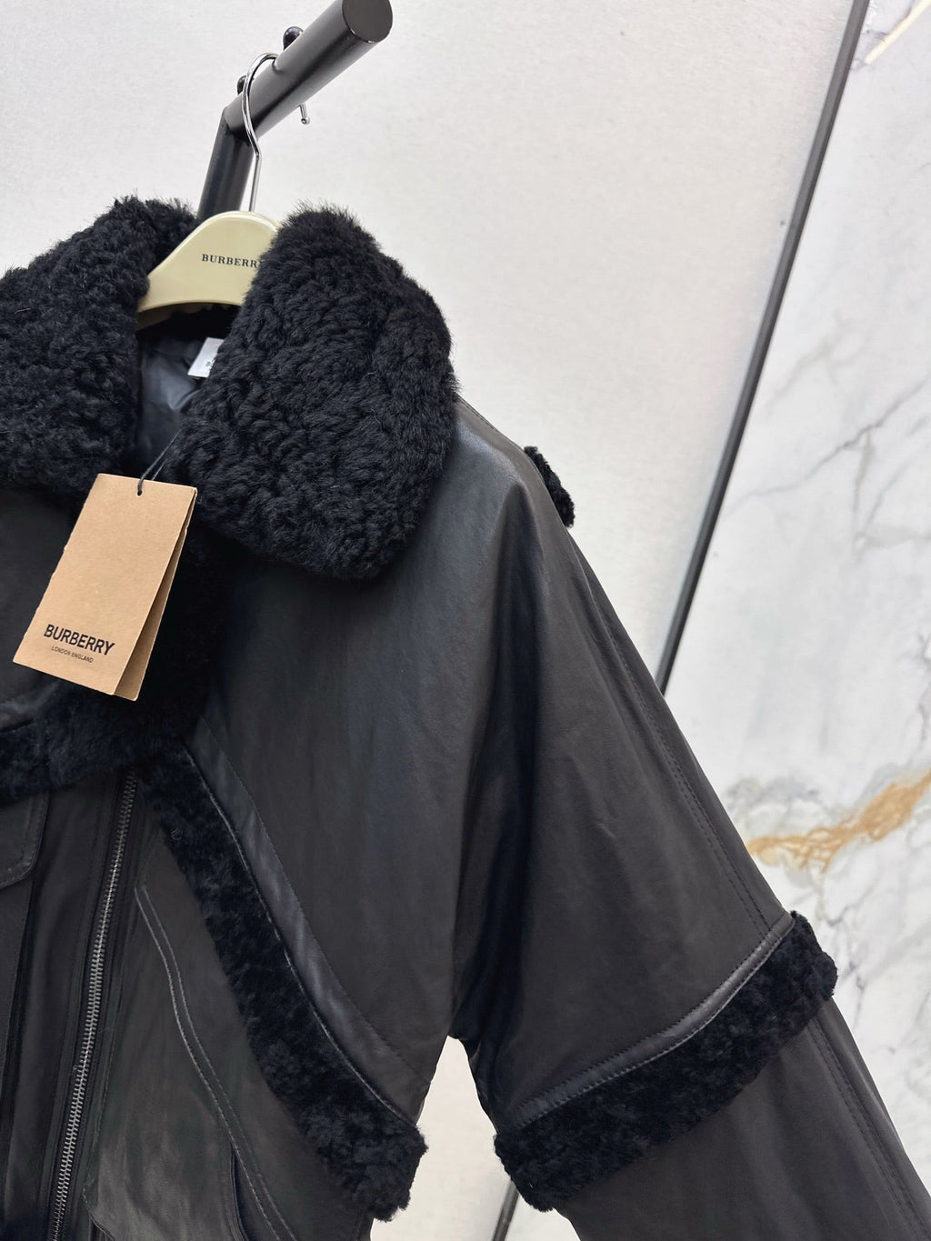 BURBERRY 25S BOMBER JACKET 074