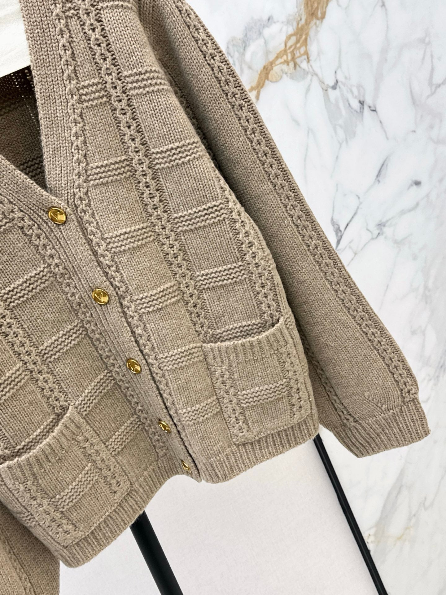 VALENTINO 26S CARDIGAN STYLE 70