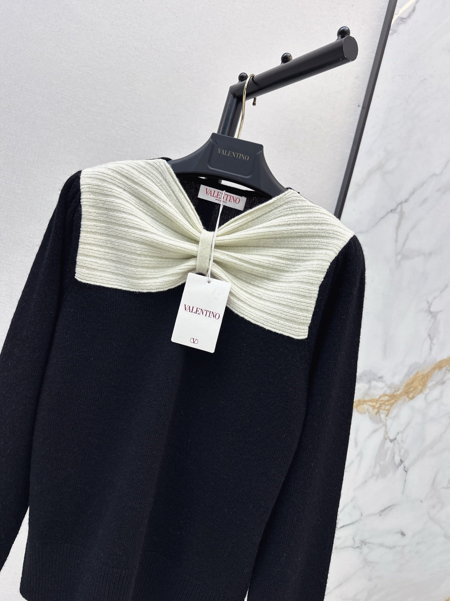 VALENTINO 26S SWEATER STYLE 67