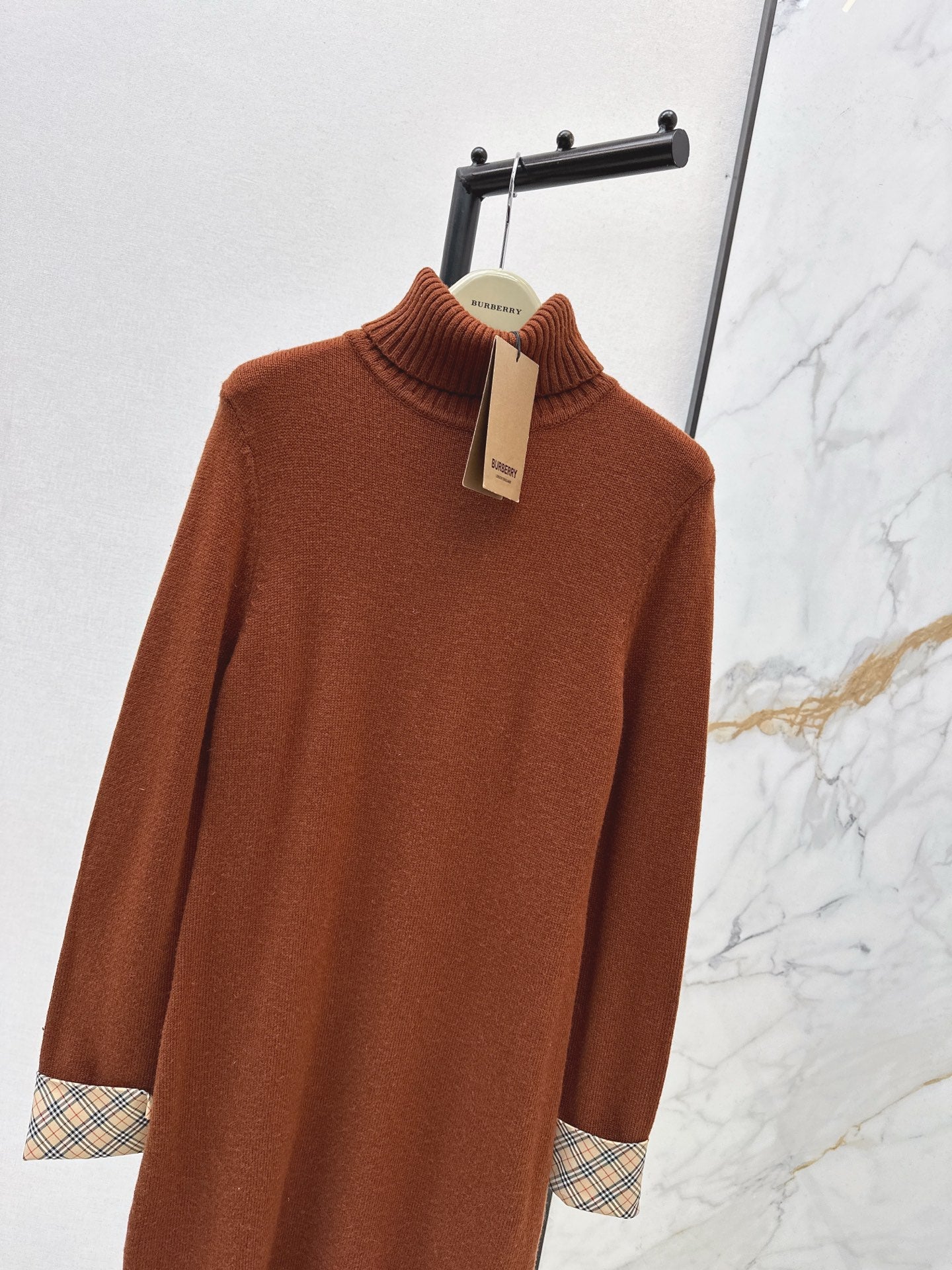 BURBERRY 26S TURTLENECK KNIT DRESS 420