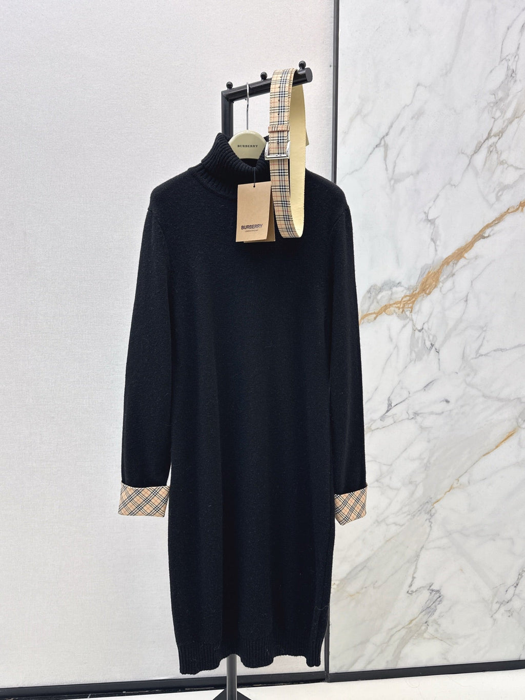 BURBERRY 26S TURTLENECK KNIT DRESS 419