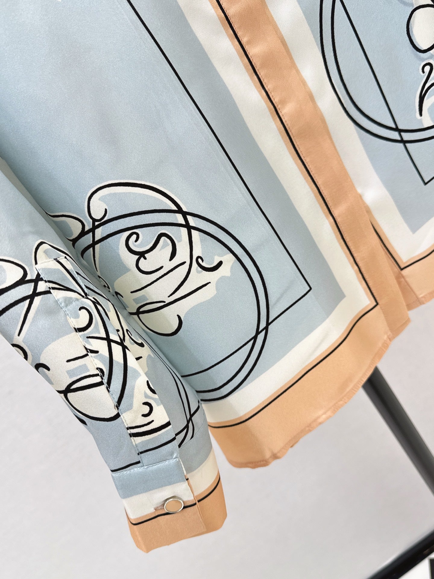 HERMES 25S SILK SHIRT 427