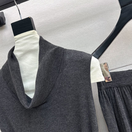 HERMES 26S SLEEVELESS TOP AND STRAIGHT-LEG TROUSERS SET 754