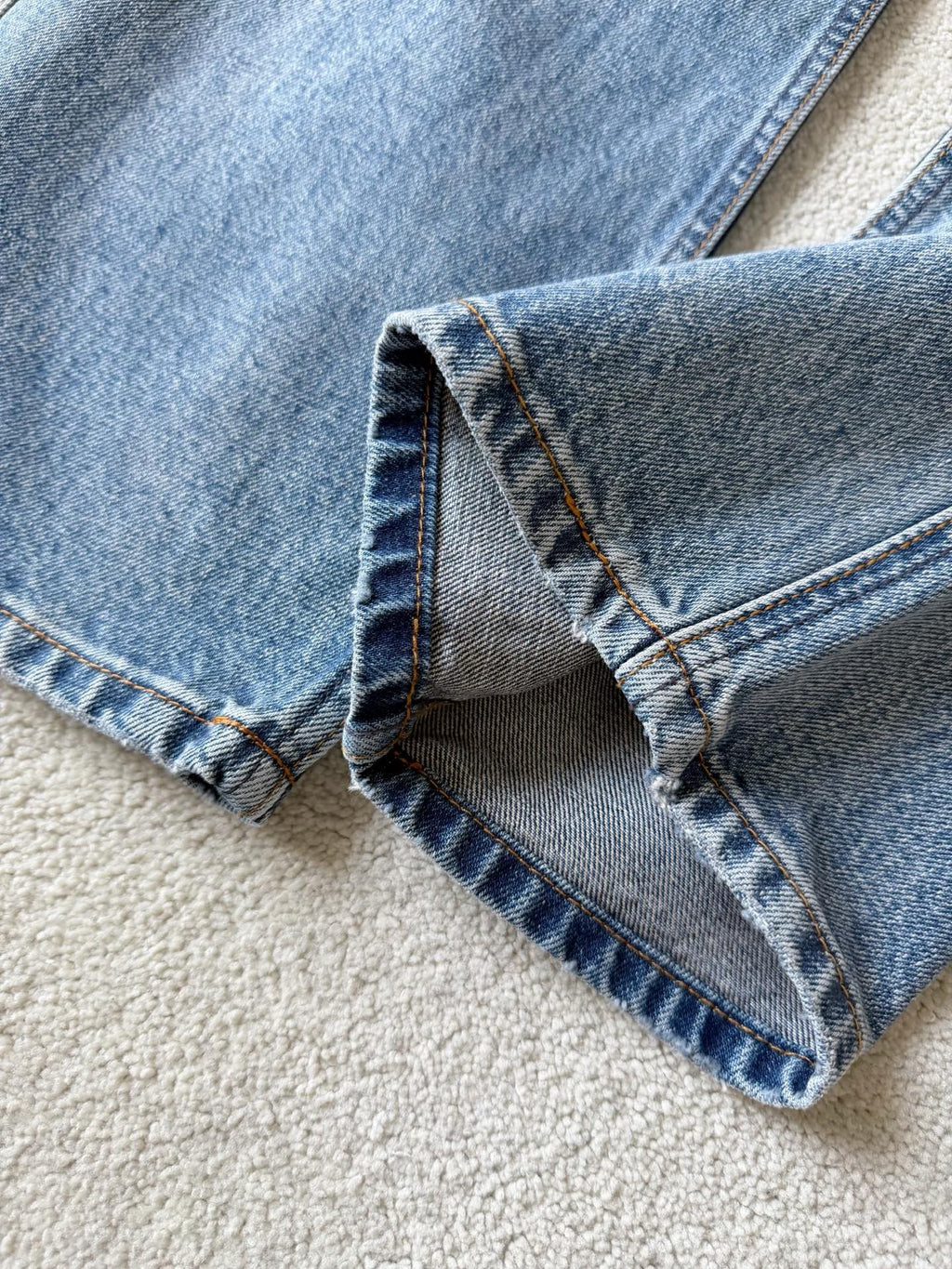 CELINE 26S JEANS 172