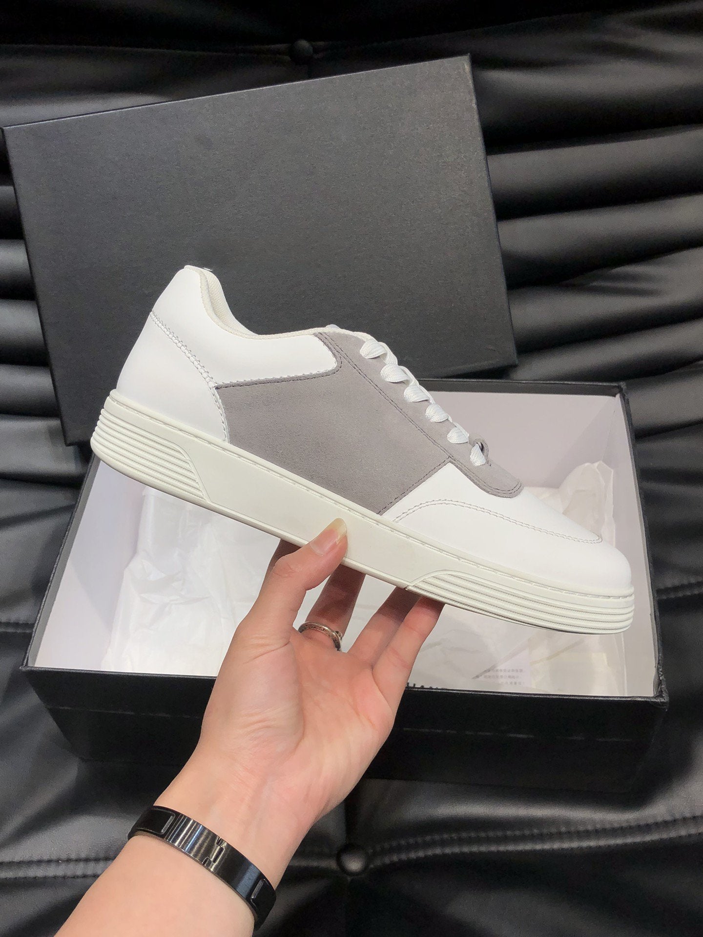 CC SNEAKERS TRAINERS GREY SUEDE LEATHER