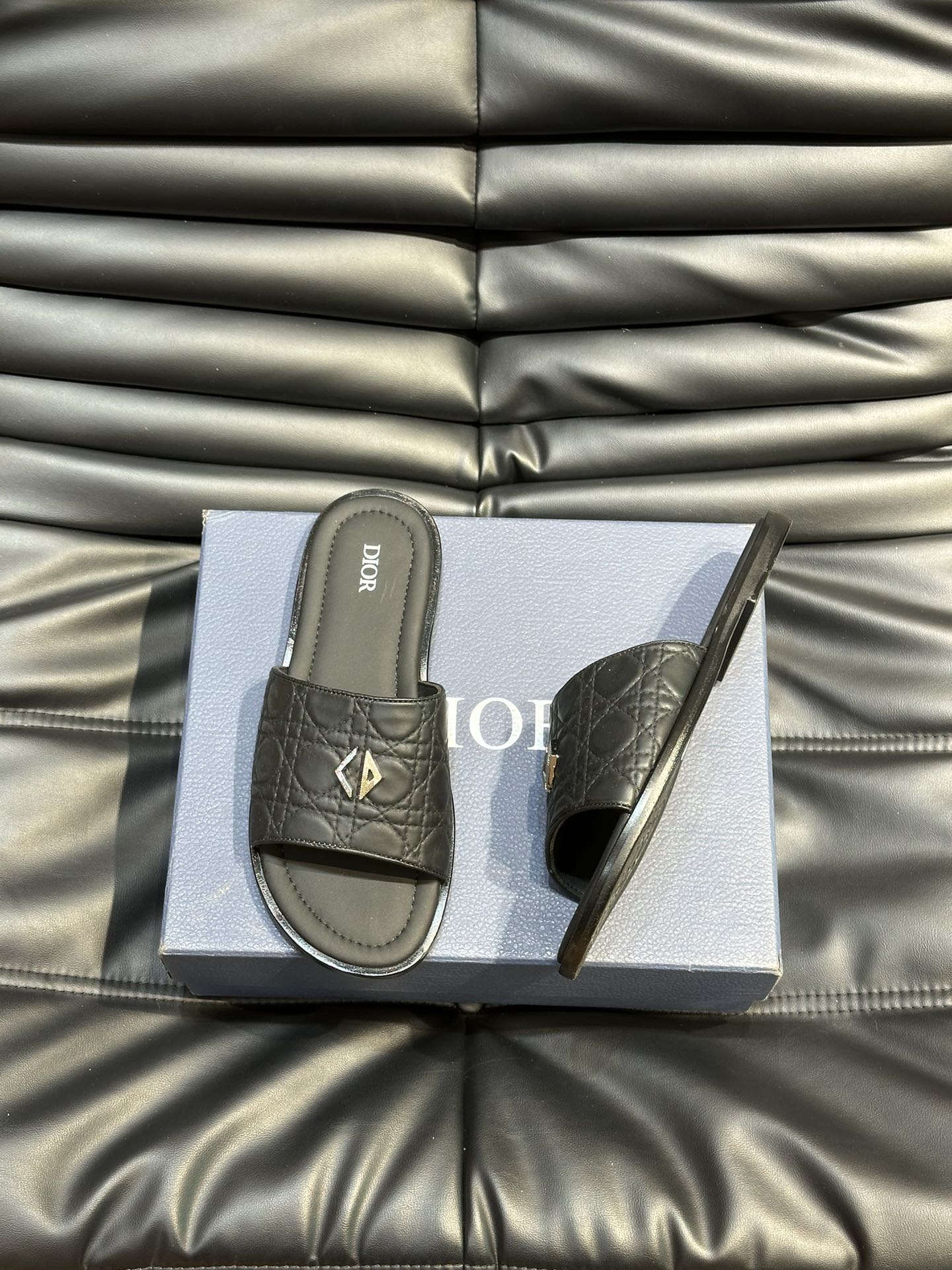CD ALIAS SUMMER SLIPPER BLACK EMBOSSED CALFSKIN