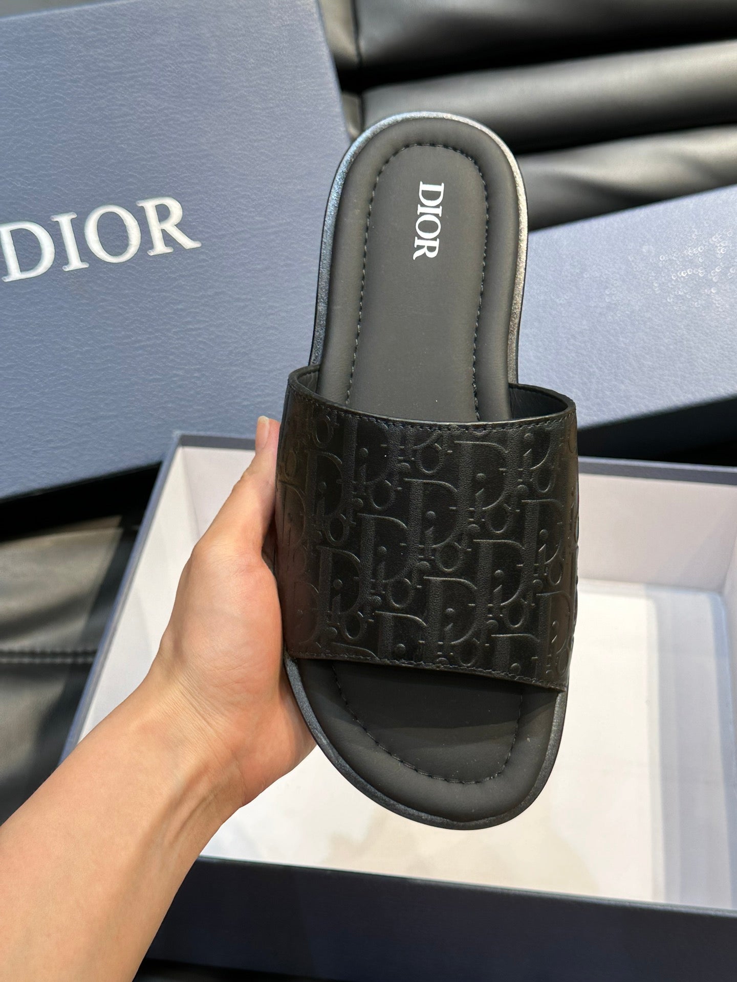 CD SLIDE ALIDAS SLIPPER BLACK CALFSKIN AND SILK