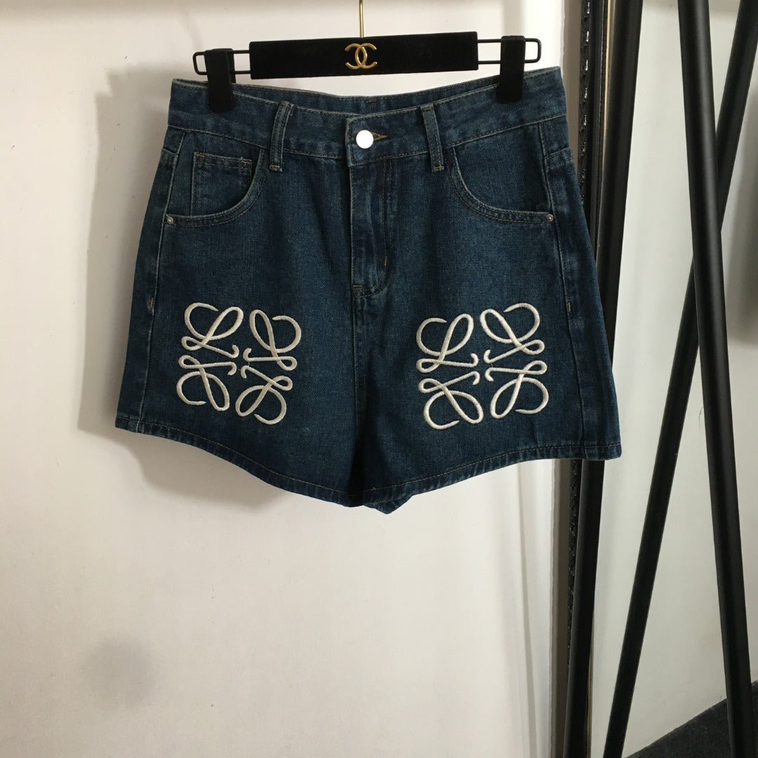 LOEWE 26S DENIM SHORTS 467