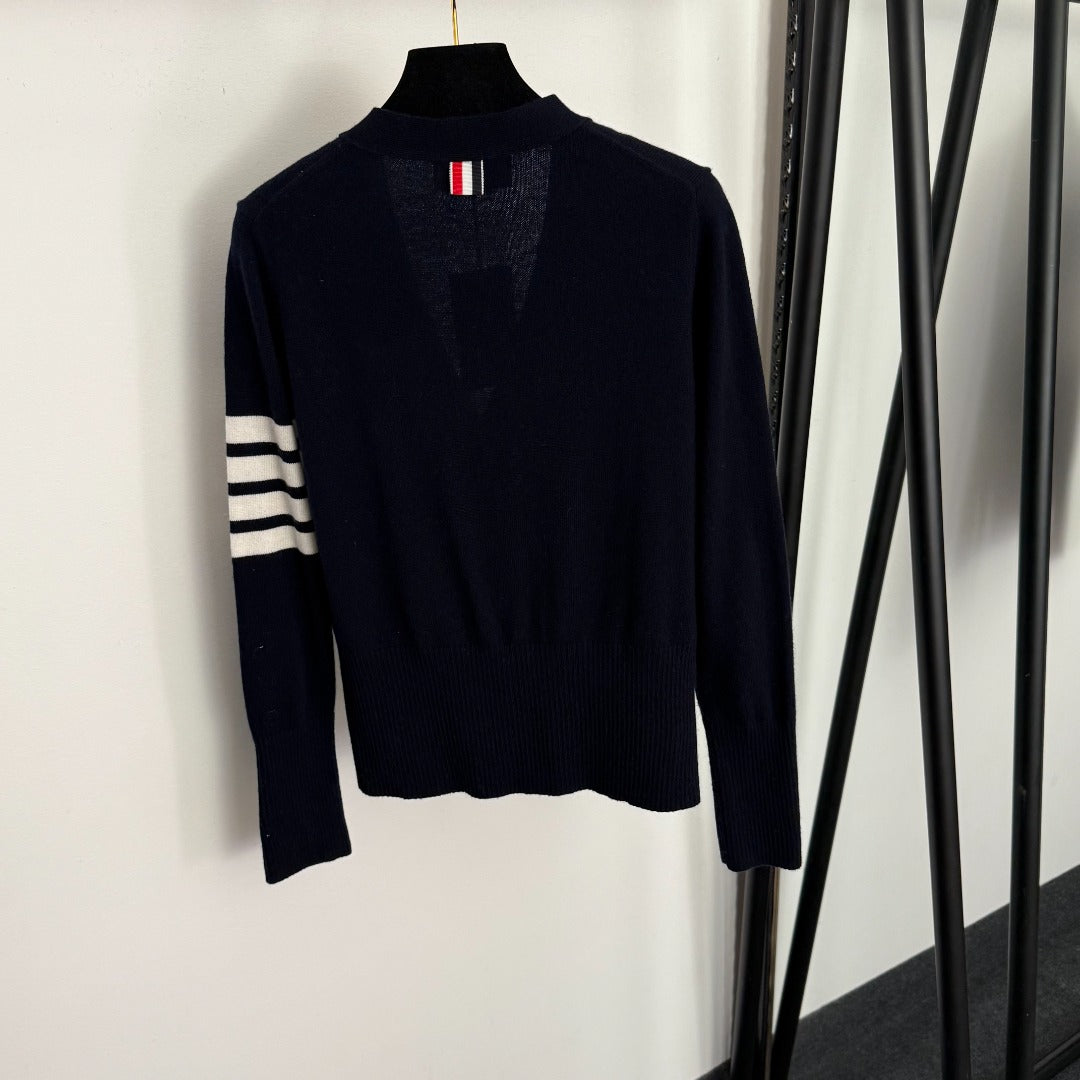 THOM 26S CARDIGAN STYLE 83