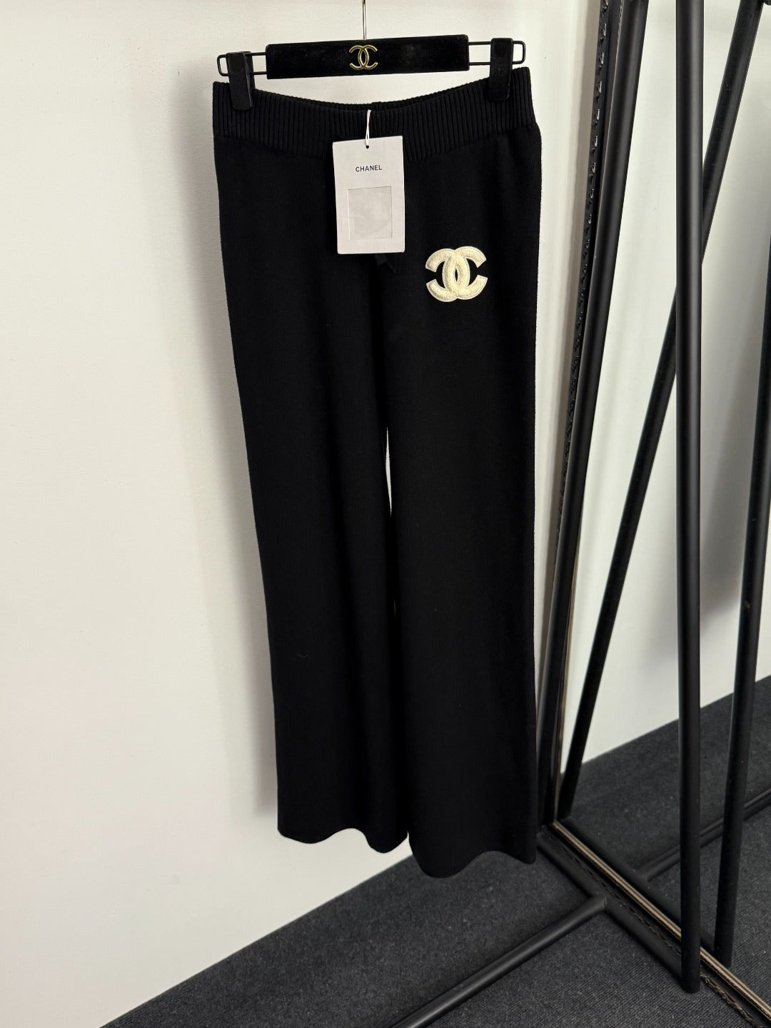CHANEL 25S KNIT PANTS ELASTIC WAIST 569