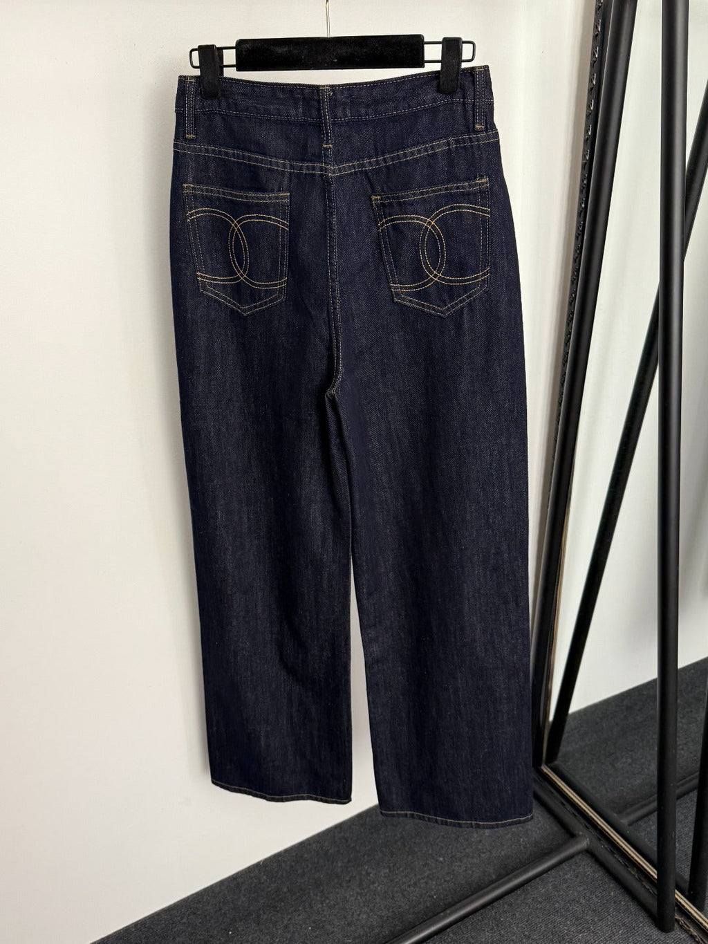 CHANEL 25S HIGH-WAISTED SKINNY JEANS 565